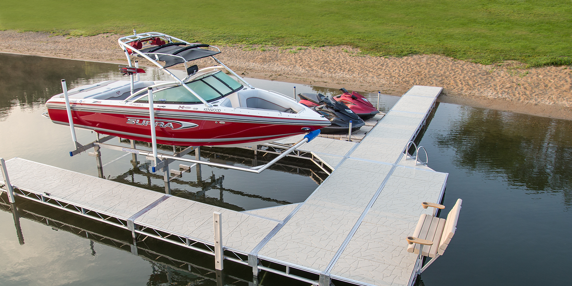 ShoreMaster Hydraulic Boat Lifts
